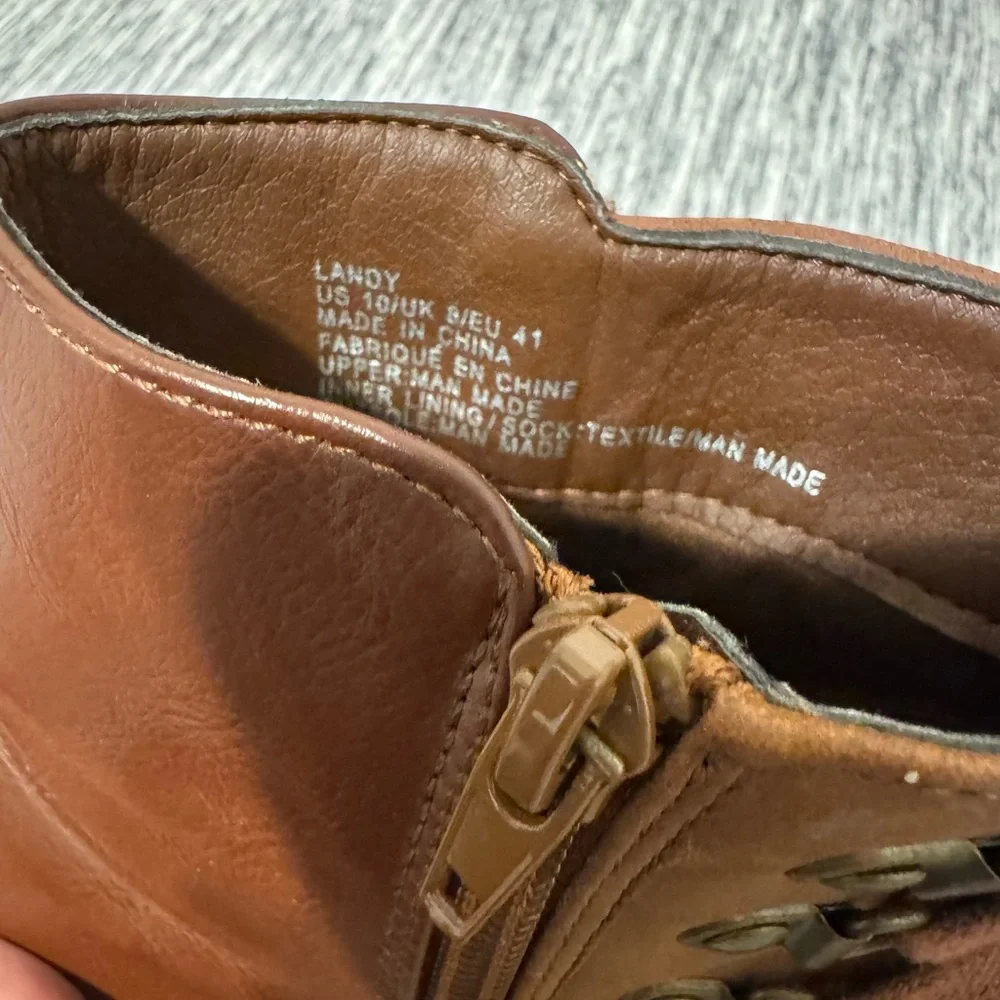 Laundry By Shelli Segal Chestnut Ankle Boots - Picture 3 of 4